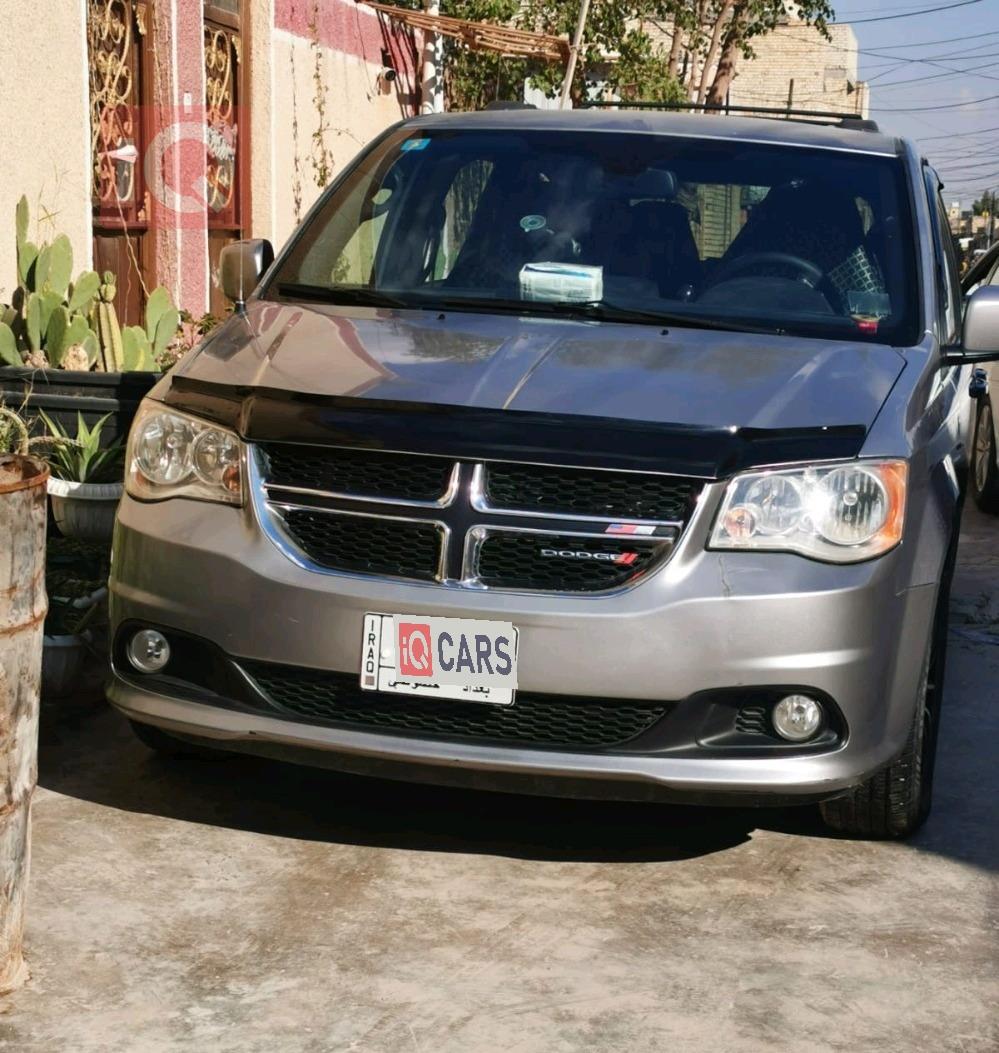 دودج جراند كارافان